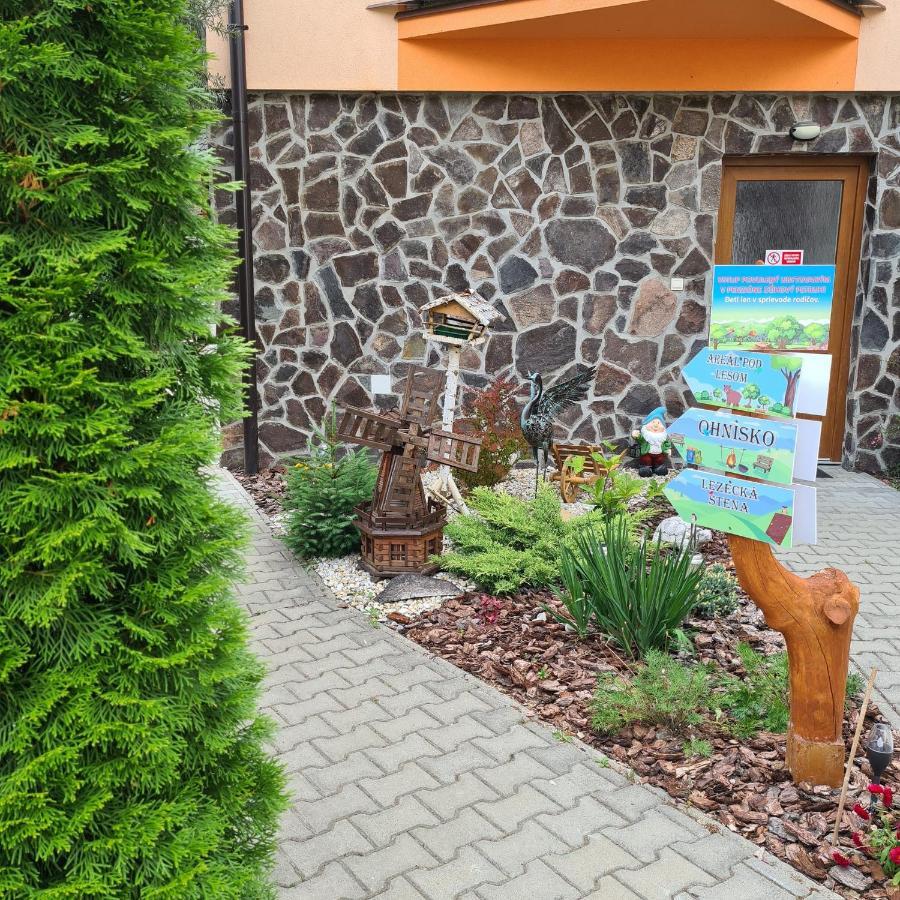 Penzion Duhovy Pstruh Bystrá Exteriér fotografie